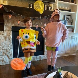 Kids Sponge-Inspired Yellow Halloween Costume Hoodie Set